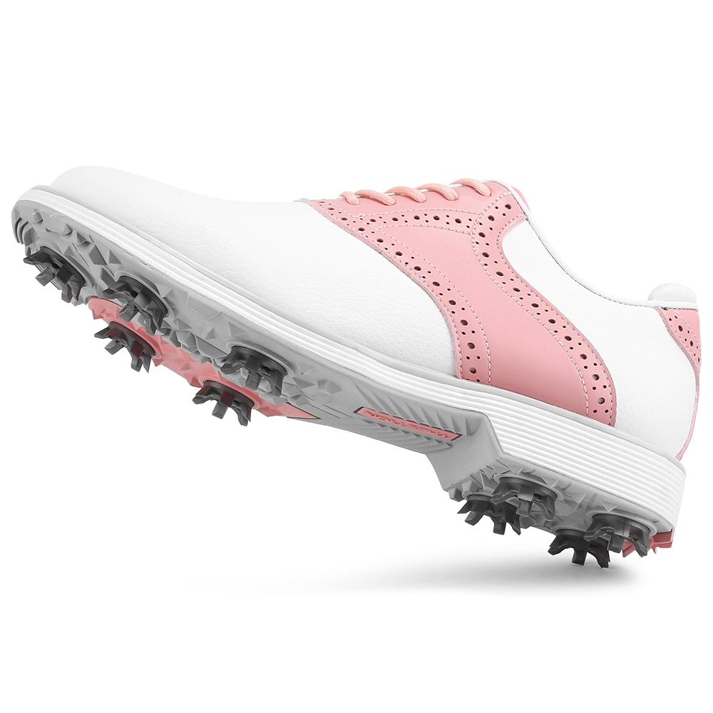 Golf sports shoes are non slip - Golf Equipment Rental บทวิจารณ์และราคา