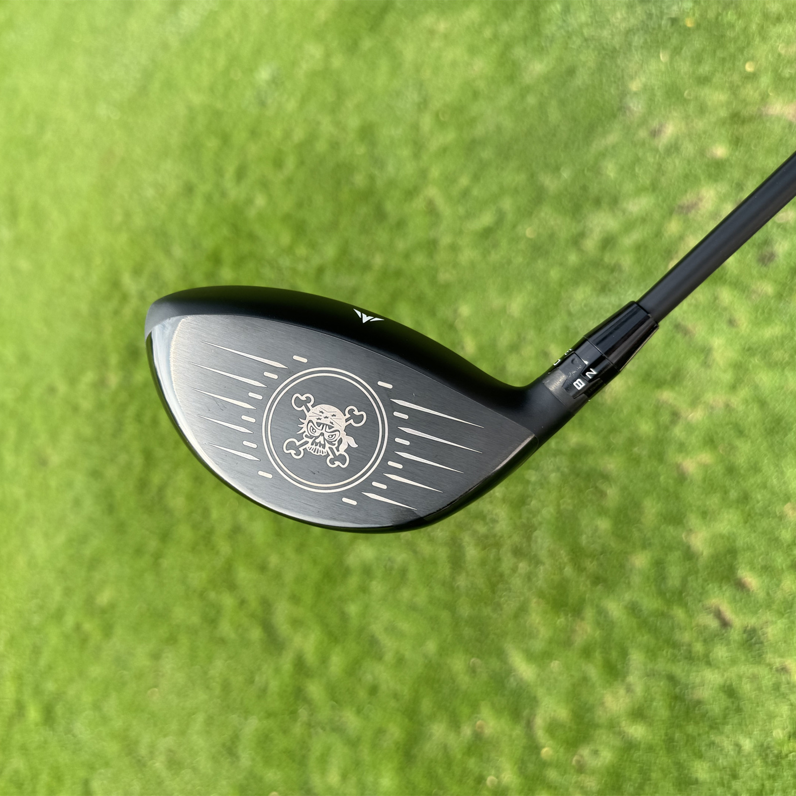 Customized  Right Handed Drive - Driver Golf Titanium บทวิจารณ์และราคา