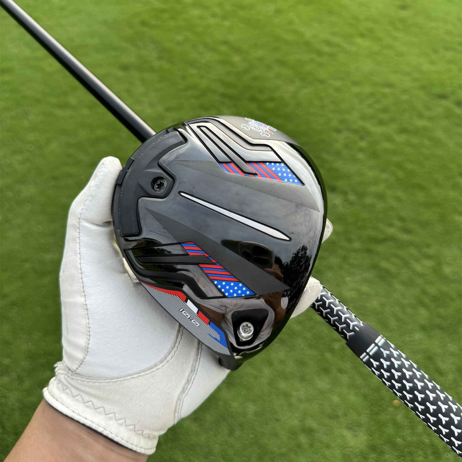 Customized  Right Handed Drive - Driver Golf Titanium บทวิจารณ์และราคา